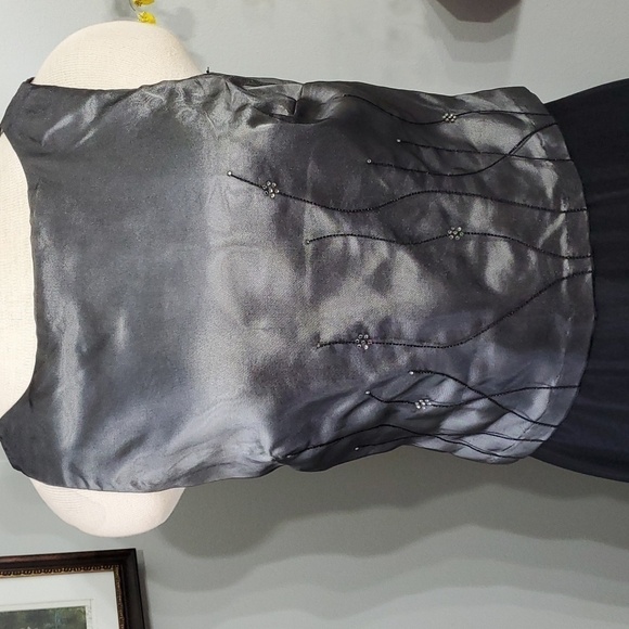 ARIANNA BY Rachel Kaye gray/black gown. Size 4, eligant, chiffon over sa… - Picture 2 of 11